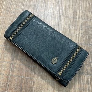 Volcom black wallet